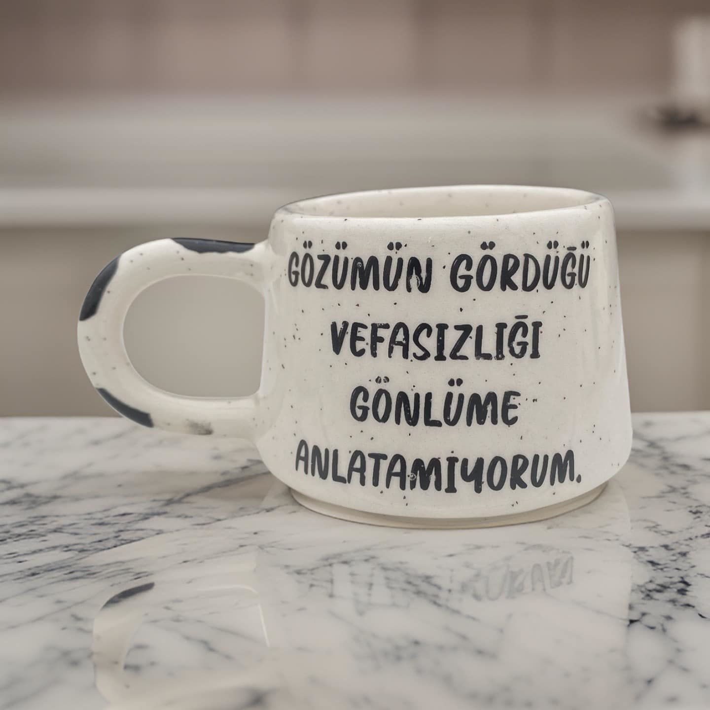 İlbay El İşi Seramik Times Kupa Mug Vefasızlık