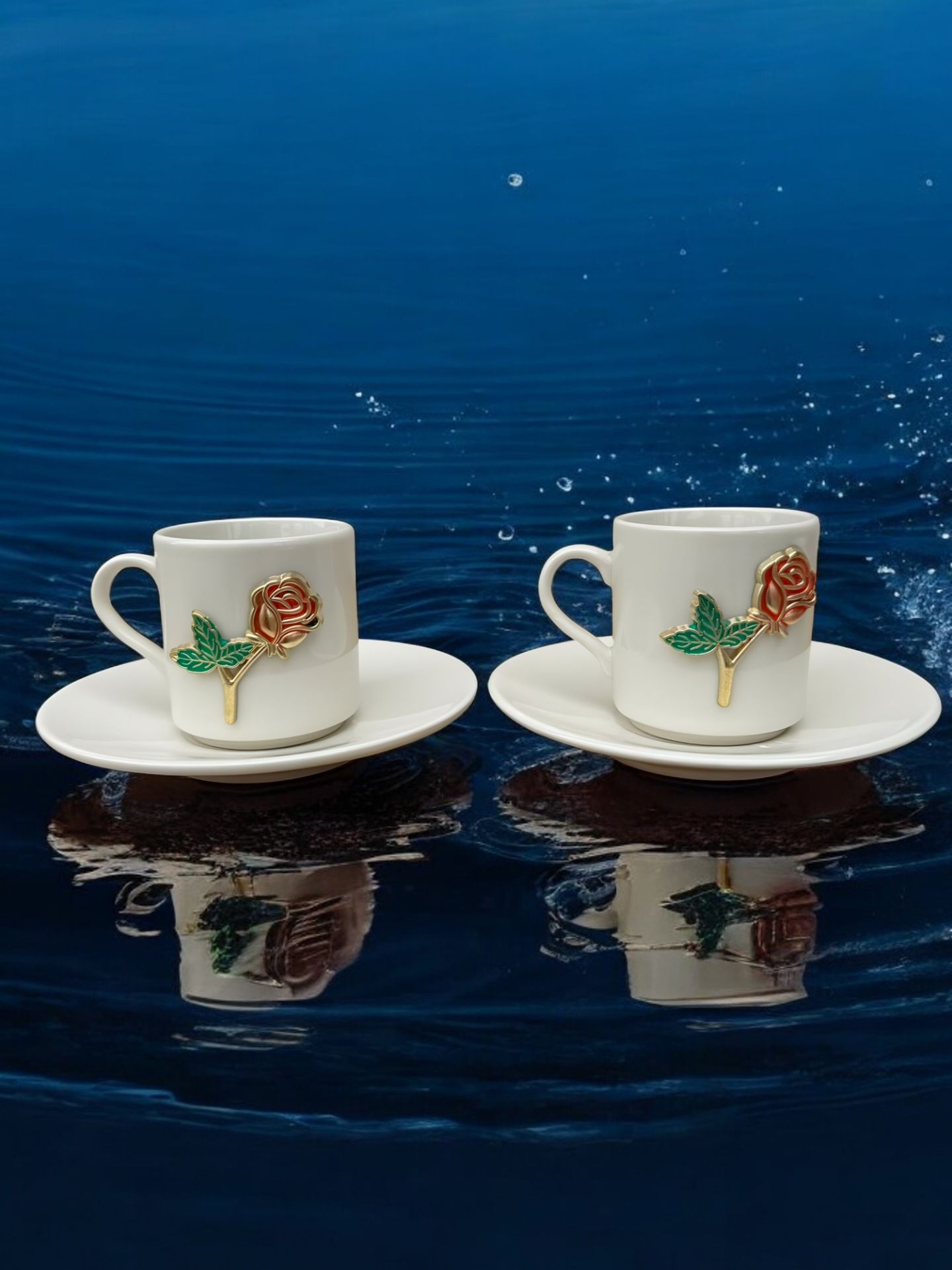 2 Kişilik Metalli Porselen Kırmızı Gül  2 kişilik Türk Kahvesi Fincan Takımı