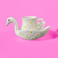 Beyaz Papatya Desenli Kuğu Tabaklı Seramik Türk Kahvesi Fincanı