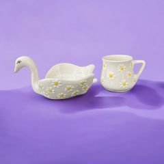 Beyaz Papatya Desenli Kuğu Tabaklı Seramik Türk Kahvesi Fincanı