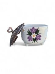 Lila Çiğdem Çiçeği Desenli Metal Kapaklı Seramik Ayşen Şekerlik