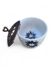 Lila Çiğdem Çiçeği Desenli Metal Kapaklı Seramik Ayşen Şekerlik