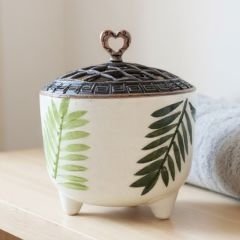 Ayşen Palmiye Yaprağı Desenli Metal Kapaklı Seramik Şekerlik