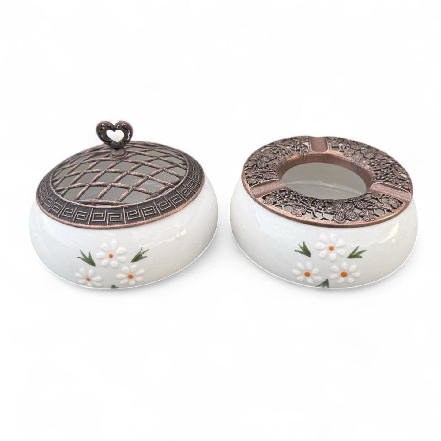 Papatya Buketi Desenli Metal Kapaklı Poyraz Seramik Şekerlik ve Küllük Seti