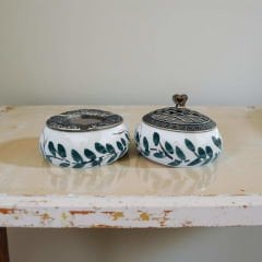 Bahar Dalı Desenli Metal Kapaklı Poyraz Seramik Şekerlik ve Küllük Seti