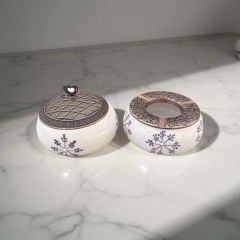 Lila kar Tanesi Metal Kapaklı Poyraz Seramik Şekerlik ve Küllük Seti