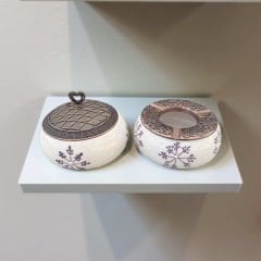 Lila kar Tanesi Metal Kapaklı Poyraz Seramik Şekerlik ve Küllük Seti