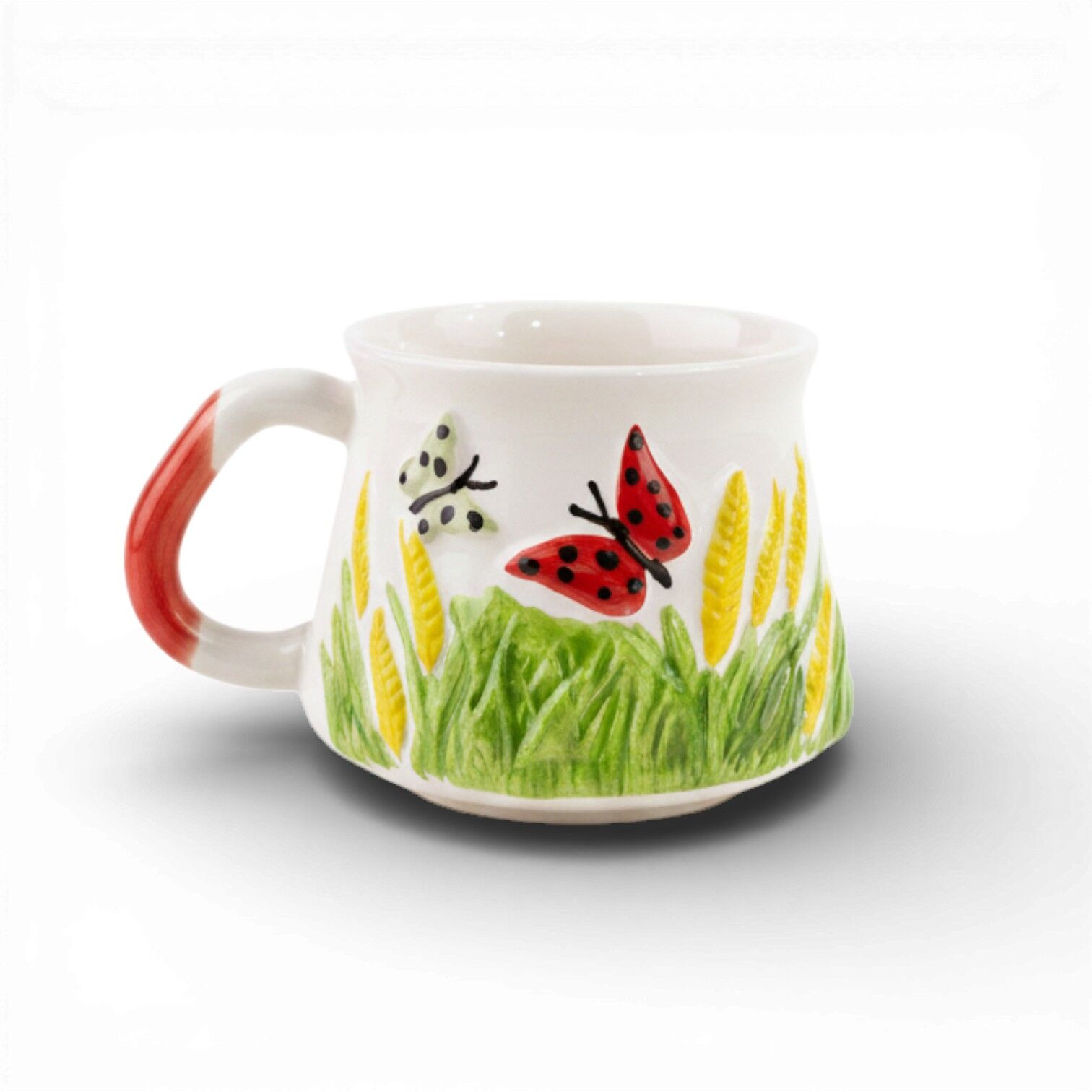 Kabartma Kelebek Desenli Seramik Kupa