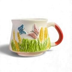 Kabartma Kelebek Desenli Seramik Kupa