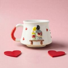 Love Yazılı Sevgili Kupa, Kabartma Figürlü Love Yazılı Seramik Kupa, Sevgiliye El İşi Hediyelik Kupa