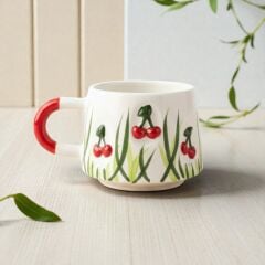 Çukurdaki Kabartma Kirazlar Kupa Bardak, Hediyelik  Baby Kiraz Desenli Kabartma Seramik Kupa Bardak