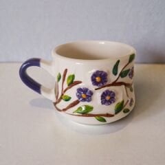 Beni Unutma Çiçeği Mor, İki Boyutlu el İşi Kabartma Seramik Kupa, Hediyelik Kupa Bardak