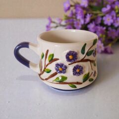 Beni Unutma Çiçeği Mor, İki Boyutlu el İşi Kabartma Seramik Kupa, Hediyelik Kupa Bardak