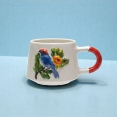 Mavi Kuş Figürlü Kabartma Seramik Kupa