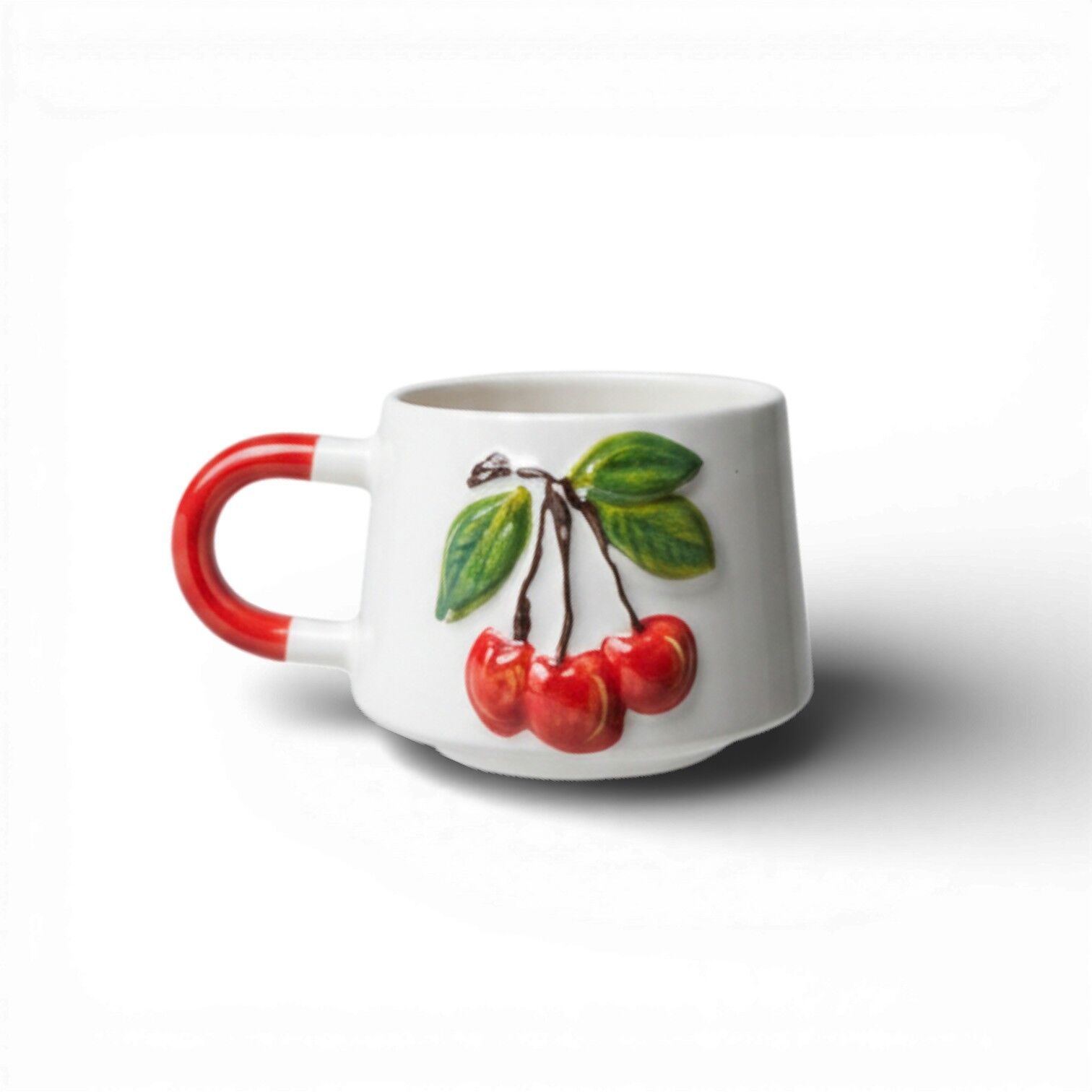 Büyük Kırmızı Kiraz Figürlü Kabartma Seramik Kupa