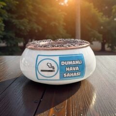 Dumanlı Hava Sahası Yazılı Metal Kapaklı Seramik Poyraz Küllük | Rüzgar Küllüğü | Dış Mekan Küllüğü