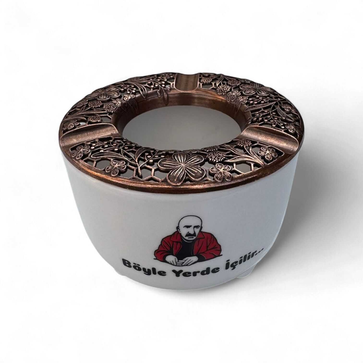 Böyle Yerde İçilir Yazılı Metal Kapaklı Esprili Seramik Ayşen Küllük | Rüzgar Küllüğü | Dış Mekan Küllüğü