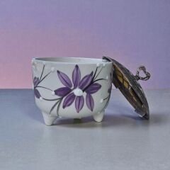 Lila Zambak Desenli Metal Kapaklı Ayşen Seramik Şekerlik